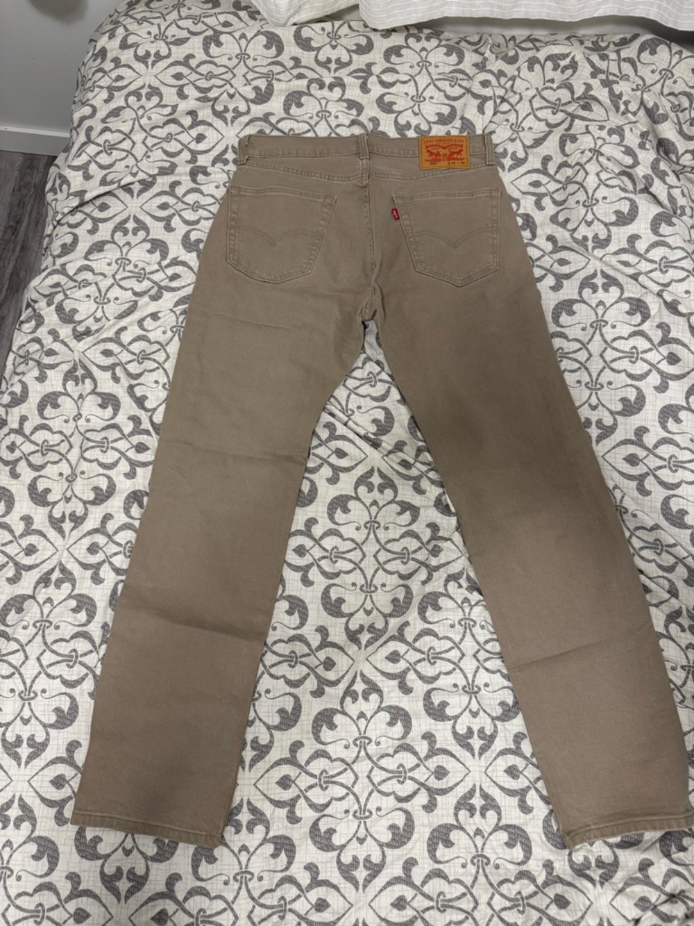 Levi's Men's Straight Jeans in Taupe